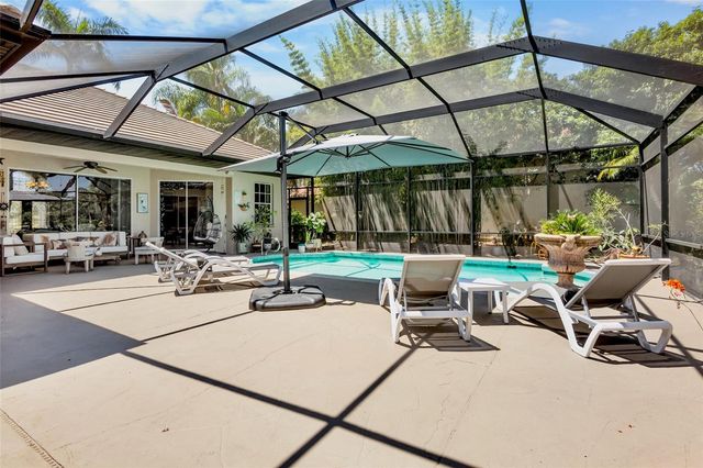 4813 BENCHMARK COURT, Sarasota, FL 34238