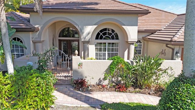 4813 BENCHMARK COURT, Sarasota, FL 34238