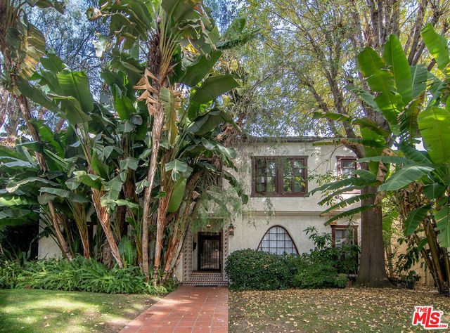 340 N Oakhurst Drive 205, Beverly Hills, CA 90210