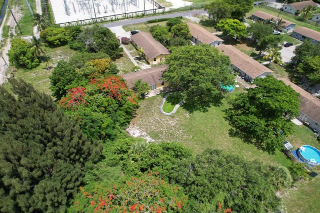 4537 Coconut Road, Lake Worth, FL 33461
