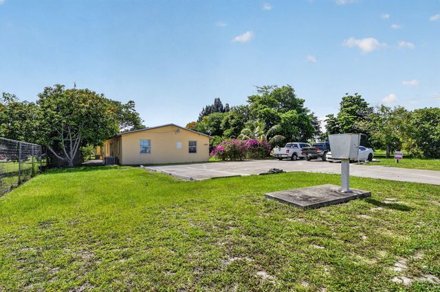4537 Coconut Road, Lake Worth, FL 33461