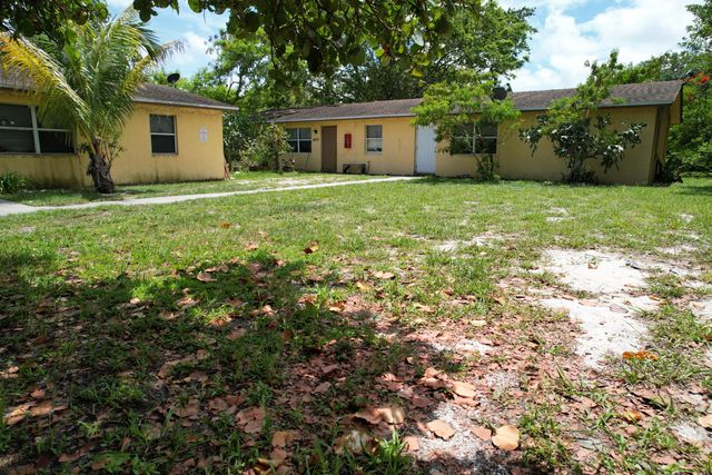 4537 Coconut Road, Lake Worth, FL 33461