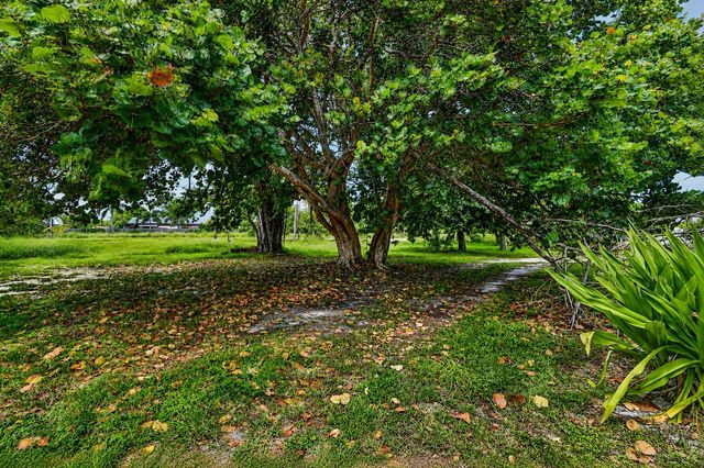 4537 Coconut Road, Lake Worth, FL 33461