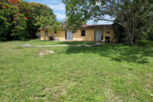 4537 Coconut Road, Lake Worth, FL 33461