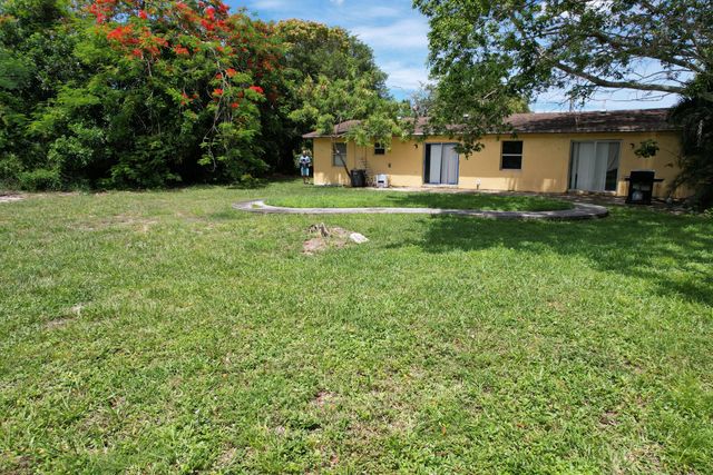 4537 Coconut Road, Lake Worth, FL 33461