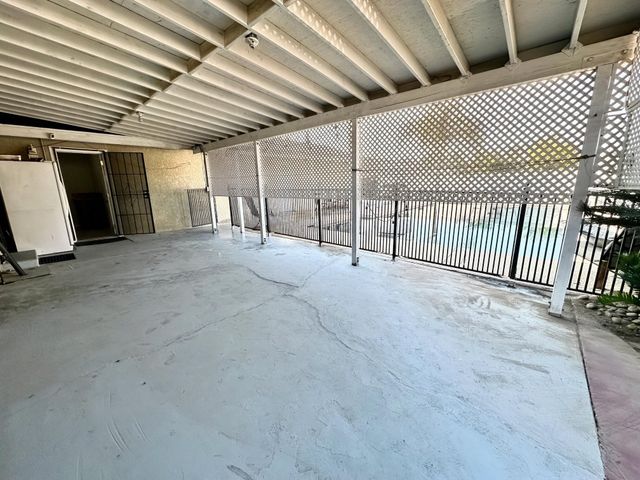 717 N Orange Avenue, Lindsay, CA 93247