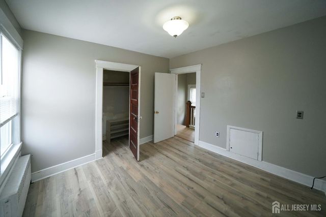 211 S 11 Avenue 2, Highland Park, NJ 08904