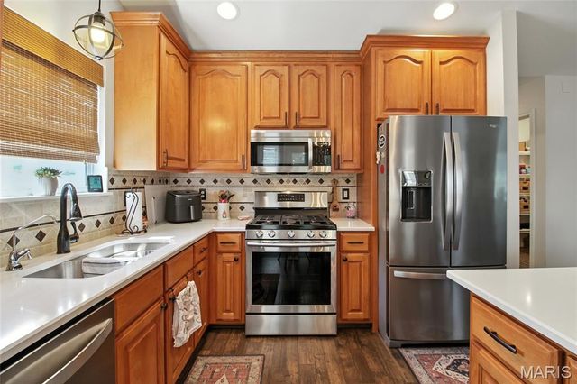 8147 Pheasant Drive, Barnhart, MO 63012