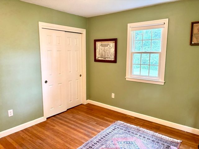 15 Highfield Dr, Lancaster, MA 01523