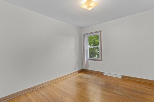 3731 N 77th STREET, Milwaukee, WI 53222