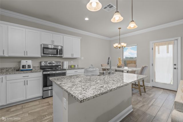 107 Vienne Trace, Haughton, LA 71037