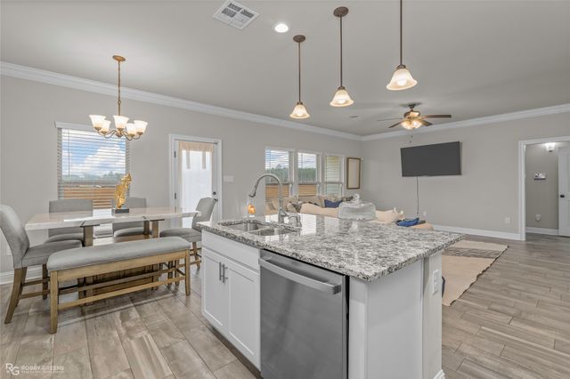 107 Vienne Trace, Haughton, LA 71037