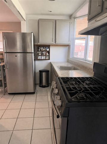 62 De Pinedo Street, Providence, RI 02904