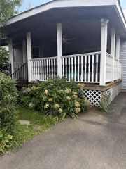 62 De Pinedo Street, Providence, RI 02904