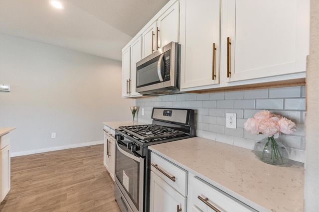 12107 Bear River Drive, Conroe, TX 77384