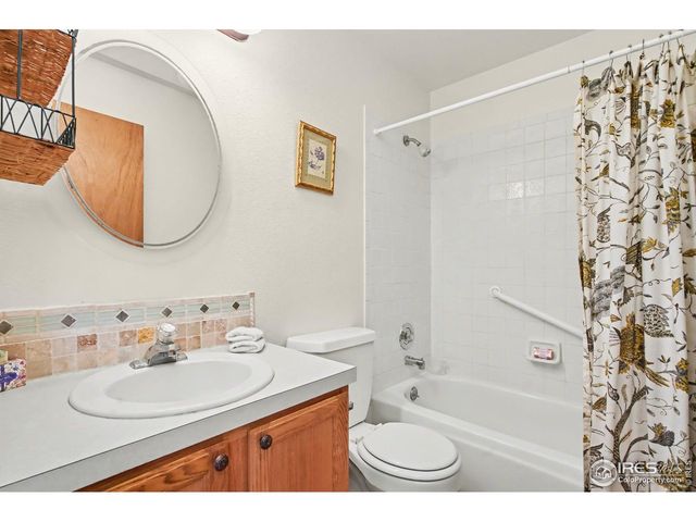 800 Hill Pond Rd, Fort Collins, CO 80526