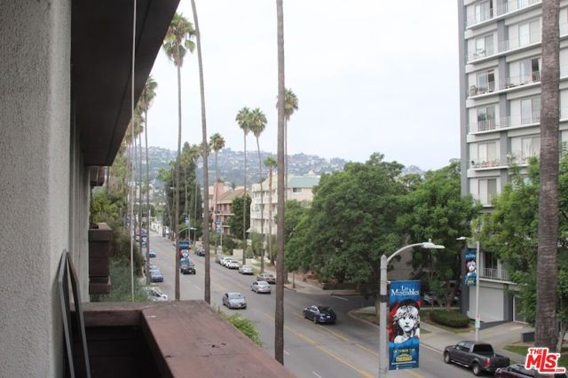 117 S Doheny Drive 410, Los Angeles, CA 90048