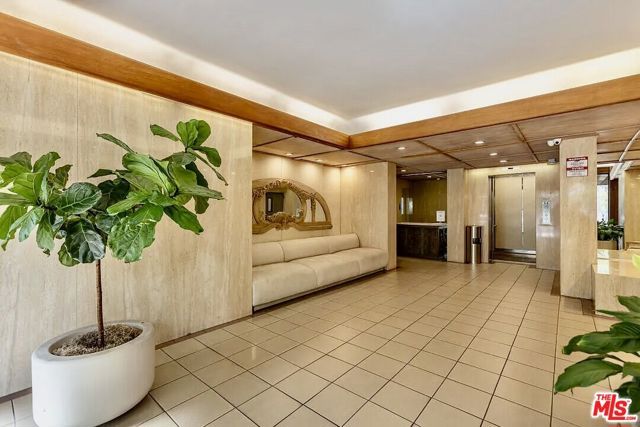 117 S Doheny Drive 410, Los Angeles, CA 90048