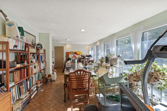 28003 N Hardesty Rd, Chattaroy, WA 99003