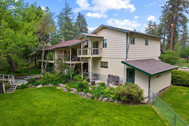 28003 N Hardesty Rd, Chattaroy, WA 99003