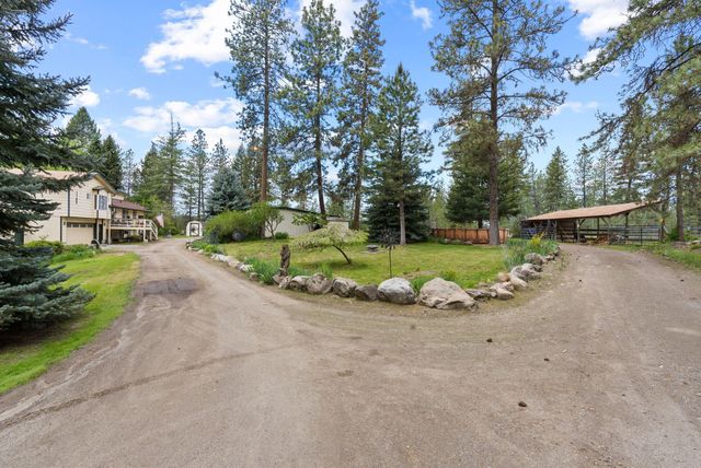 28003 N Hardesty Rd, Chattaroy, WA 99003