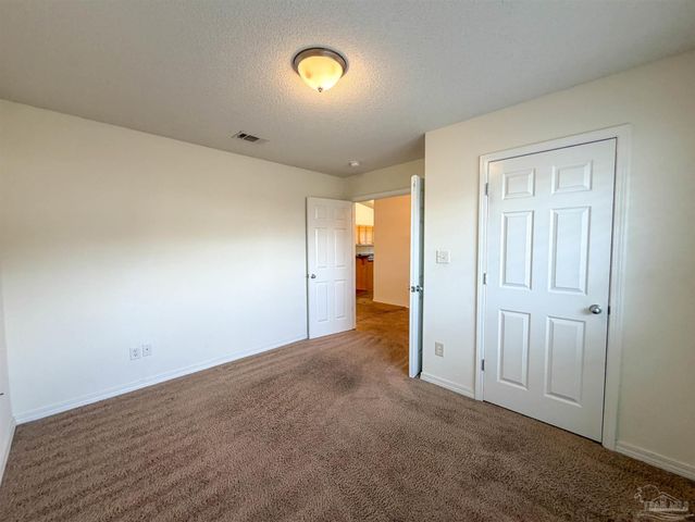 3313 Linger Ct, Pensacola, FL 32526