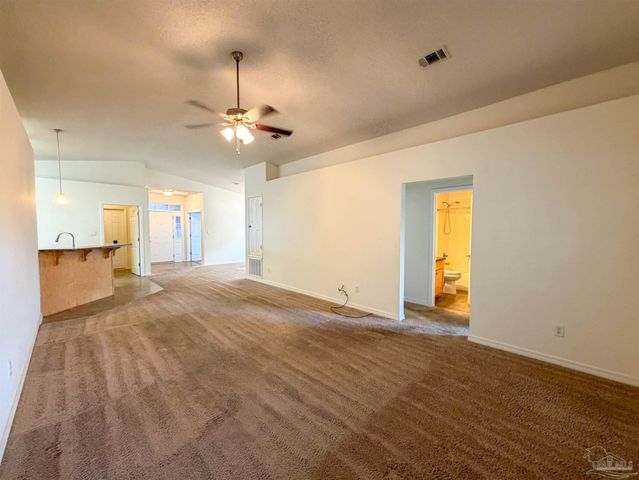 3313 Linger Ct, Pensacola, FL 32526