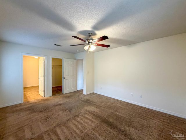 3313 Linger Ct, Pensacola, FL 32526