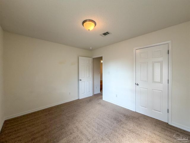 3313 Linger Ct, Pensacola, FL 32526