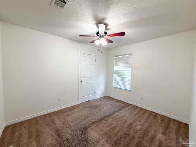 3313 Linger Ct, Pensacola, FL 32526