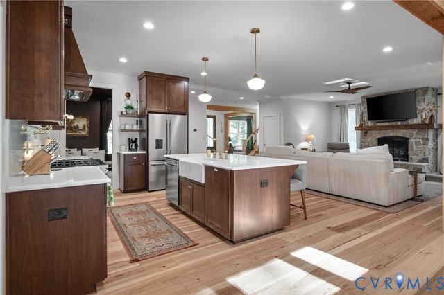 7207 McClellan Rd, Mechanicsville, VA 23111