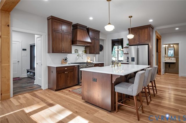7207 McClellan Rd, Mechanicsville, VA 23111