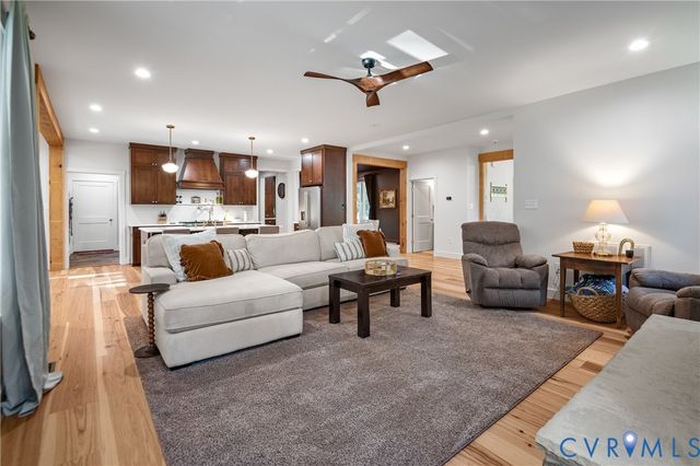 7207 McClellan Rd, Mechanicsville, VA 23111