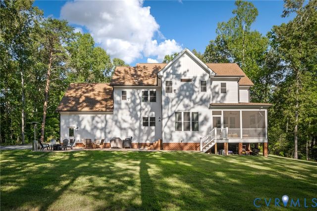 7207 McClellan Rd, Mechanicsville, VA 23111