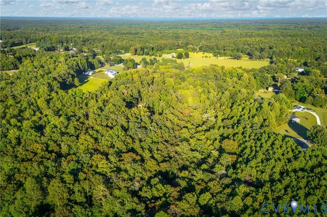 7207 McClellan Rd, Mechanicsville, VA 23111