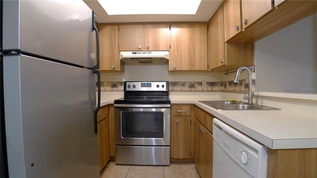 608 LYNCHBURG DRIVE, Brandon, FL 33511