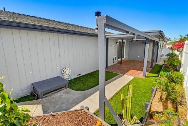 611 Via Santa Paulo, Vista, CA 92081