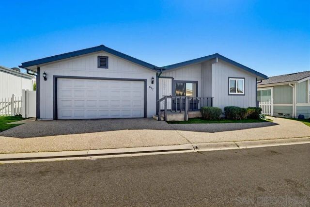 611 Via Santa Paulo, Vista, CA 92081