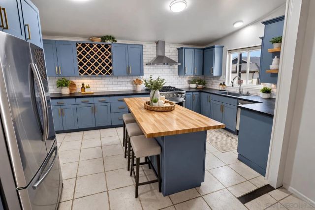 611 Via Santa Paulo, Vista, CA 92081