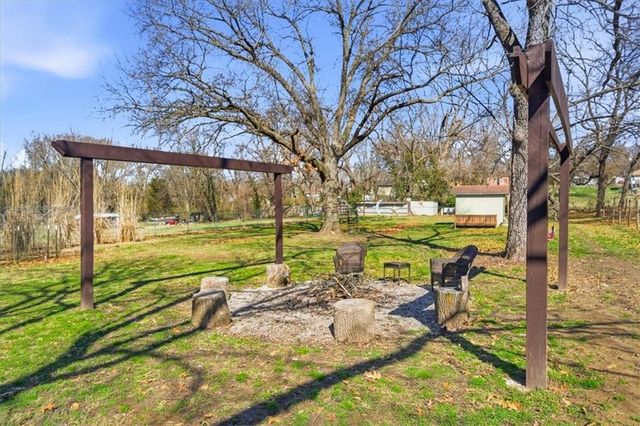 5400 Yecker Avenue, Kansas City, KS 66104