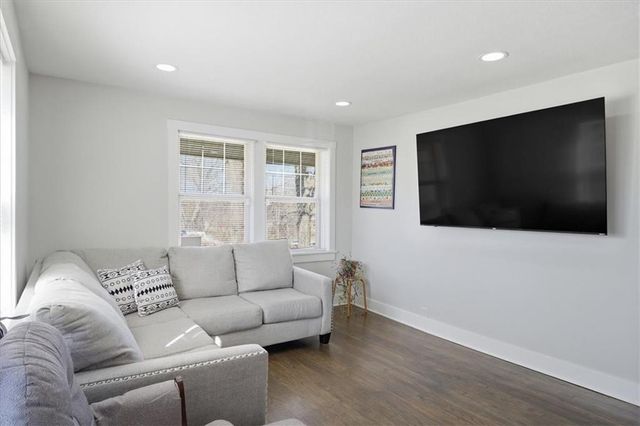 5400 Yecker Avenue, Kansas City, KS 66104