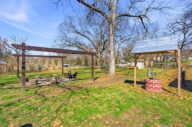 5400 Yecker Avenue, Kansas City, KS 66104