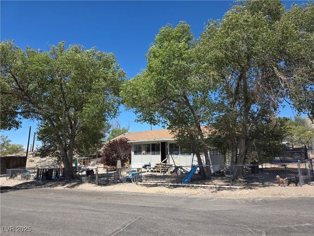 494 South Florence Avenue, Tonopah, NV 89049