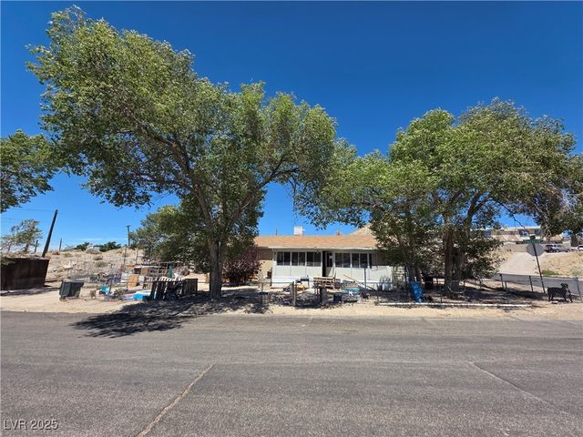 494 South Florence Avenue, Tonopah, NV 89049