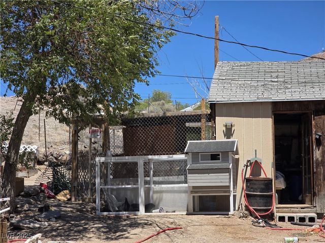 494 South Florence Avenue, Tonopah, NV 89049