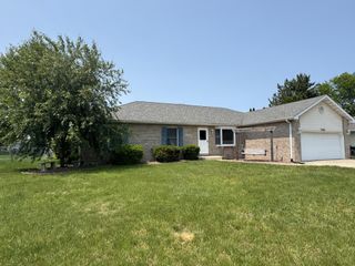 926 Springdale Drive, Hobart, IN 46342