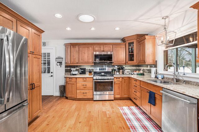 318 Fairway Drive, Coldwater, MI 49036