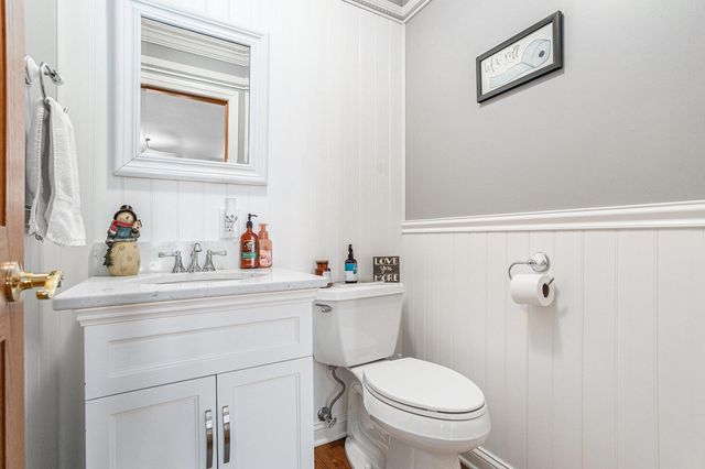 318 Fairway Drive, Coldwater, MI 49036