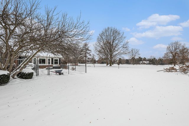 318 Fairway Drive, Coldwater, MI 49036