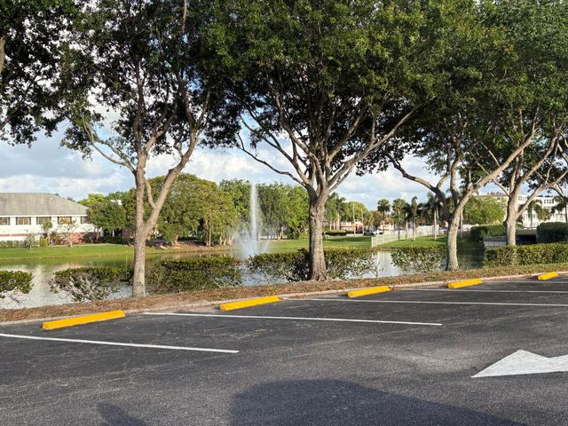 64 Sussex C, West Palm Beach, FL 33417